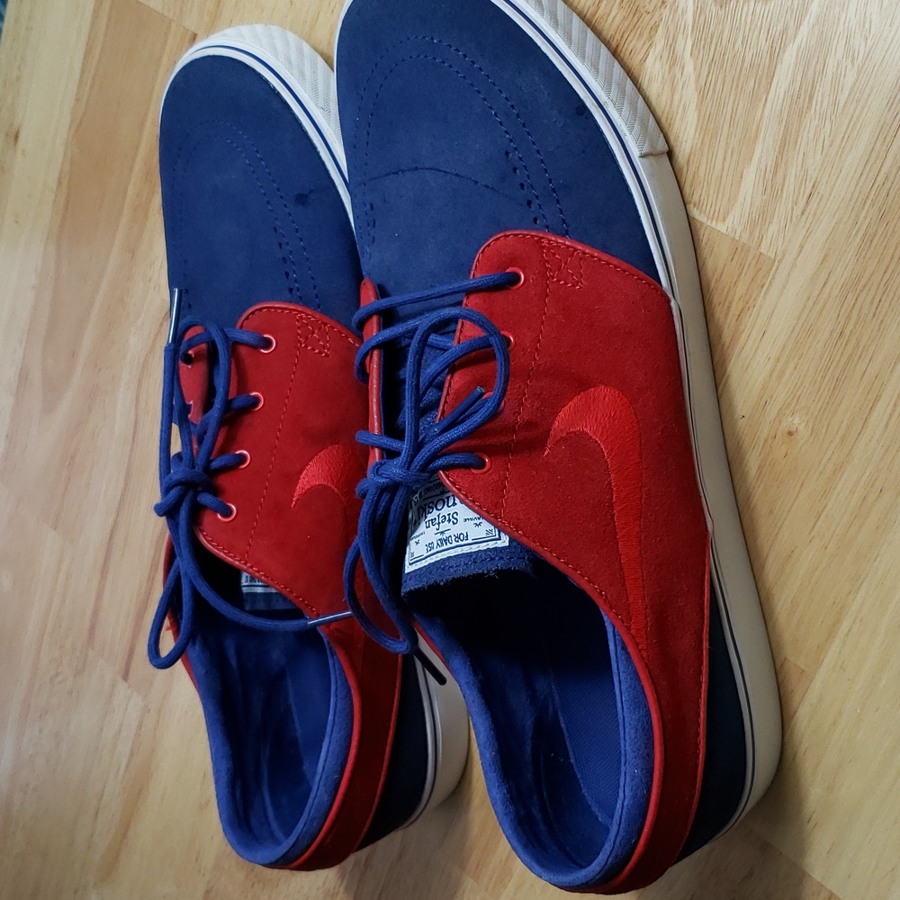 Nike shoes